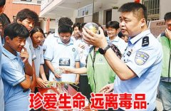 不免暗自生出几分